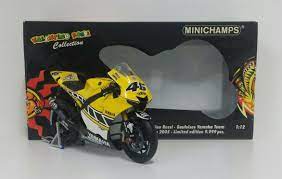 1:12 Minichamps Yamaha YZR-M1 Valentino Rossi Gauloises Yamaha MotoGP Laguna Seca 2005