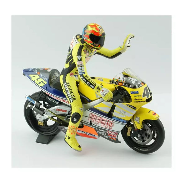 1:12 Minichamps Honda NSR500 Valentino Rossi Figurine & Bike - Team Nastro Azzurro GP Donington 2000 + Stand