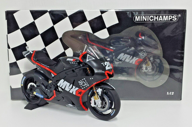 1:12 Minichamps Maverick Vinales Valencia Test November 2016 - Yamaha YZR-M1 Movistar
