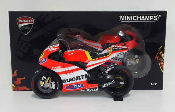 1:12 Minichamps #46 Valentino Rossi Ducati Desmosedici GP11 Unveiling