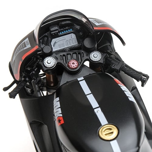A Minichamps diecast 1:12 Yamaha YZR-M1 for the Valentino Rossi collection, Team Petronas Yamaha SRT A Minichamps diecast 1:12 Yamaha YZR-M1 for the Valentino Rossi collection, Team Petronas Yamaha SRT