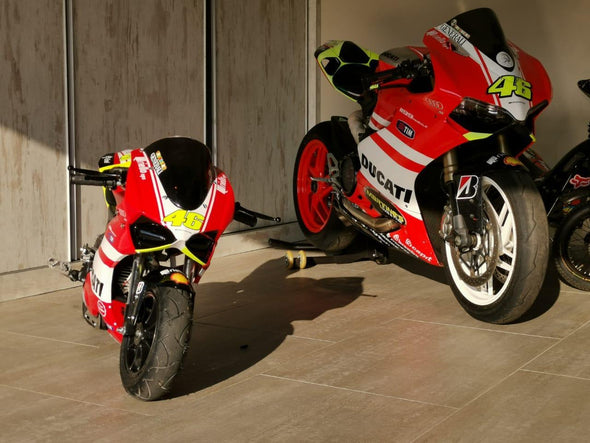 EXCLUSIVE to Pocketbike SA Level Entry #46 Valentino Rossi Ducati Replica 4 Stroke Electric Start 50cc Sport Pocketbike + FREE DELIVERY IN SOUTH AFRICA - Pocketbike SA