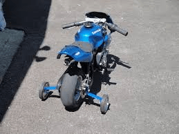 Razor pocket rocket training wheels hotsell