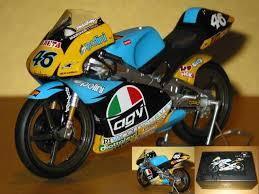 Minichamps 1:12 Valentino Rossi GP 125 1996 – Modello Moto Resina Collezione - Foto 4